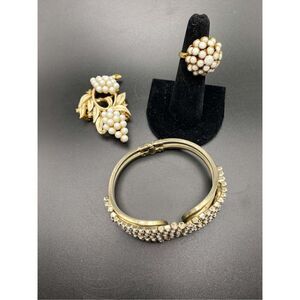 White enamel and gold vintage ring bracelet and berry grapes brooch